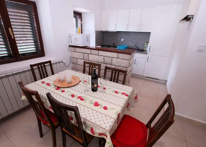 Tatil Evi Robinson Nino